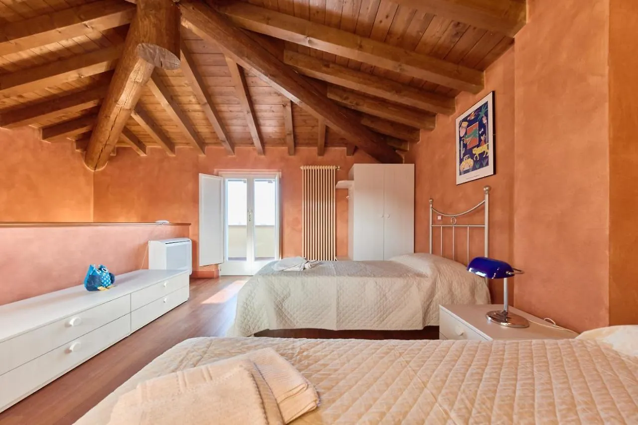 Villa Ardea 索亚诺·德尔·拉戈 0*,
