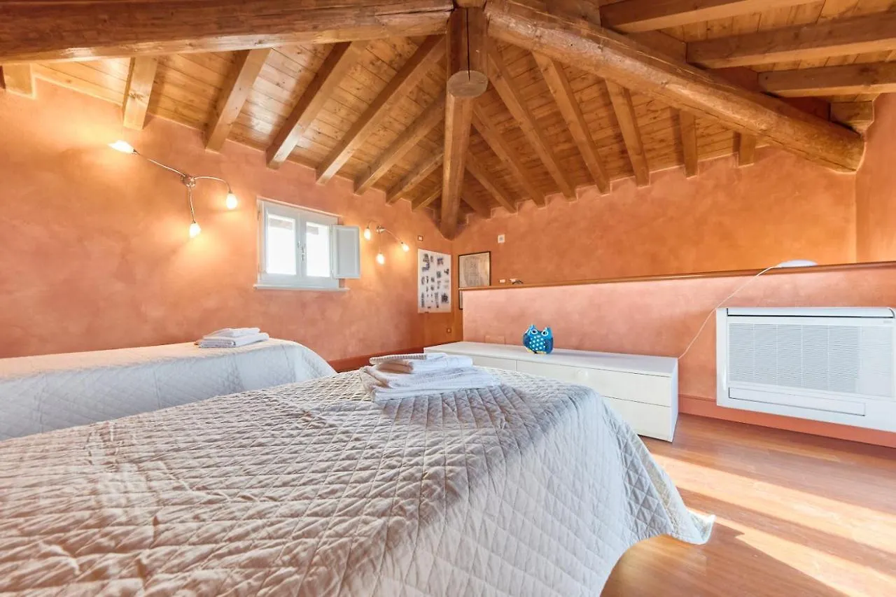 Villa Ardea 索亚诺·德尔·拉戈 0*,
